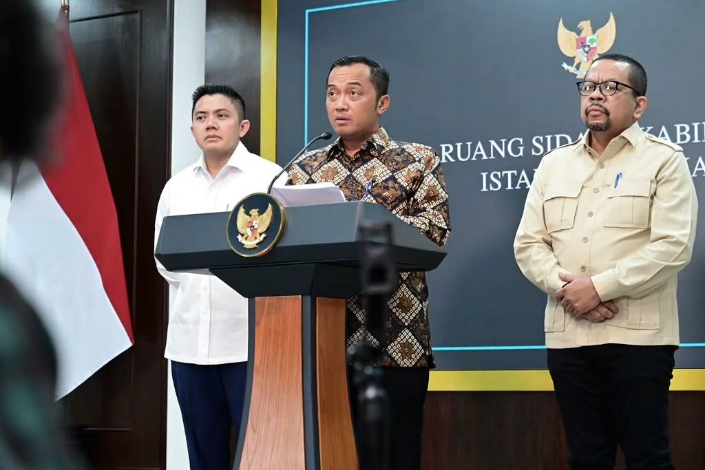 Presiden Prabowo Subianto ganti pimpinan BGN