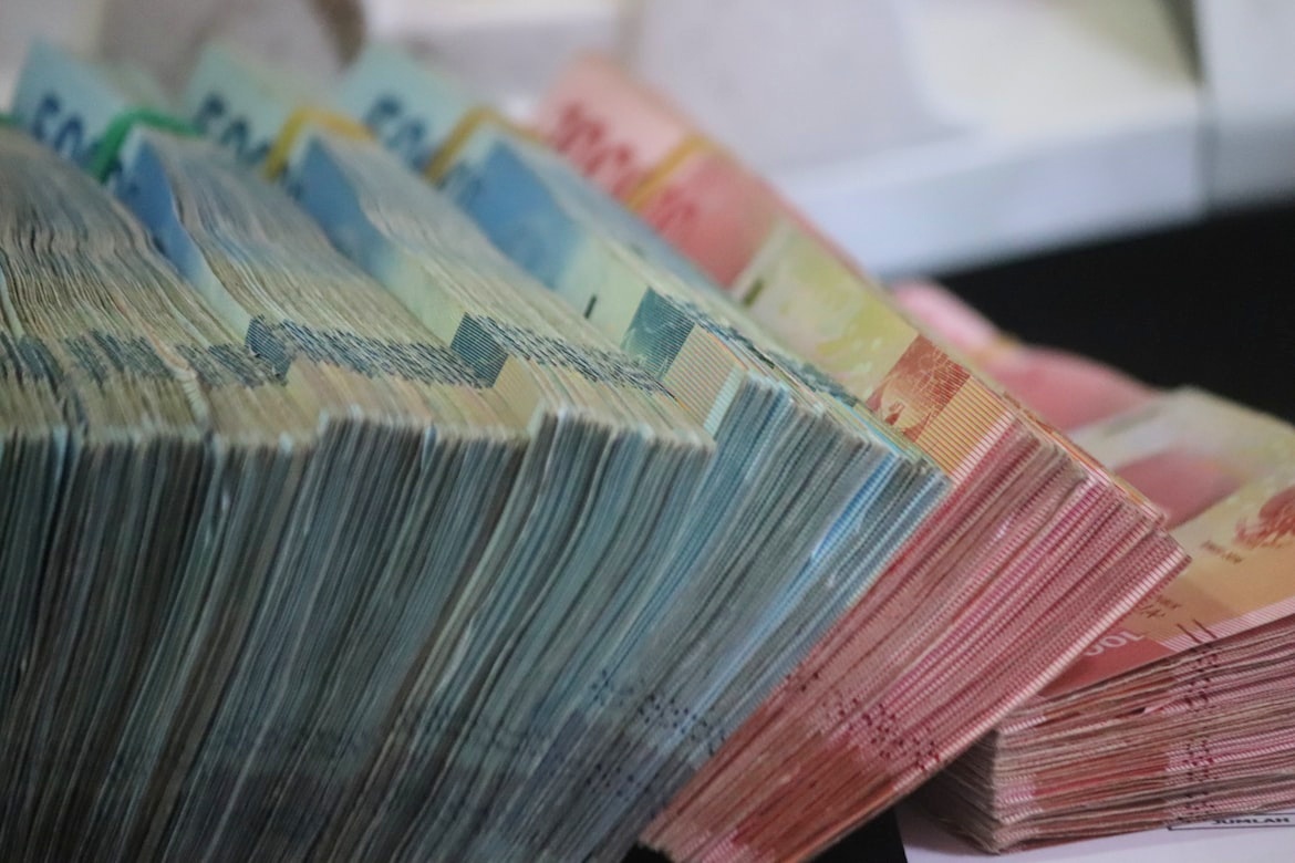 Rupiah melemah