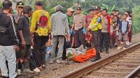 Pria tewas tertemper KRL di Pabuaran, Bojonggede Pria tewas tertemper KRL di Pabuaran, Bojonggede