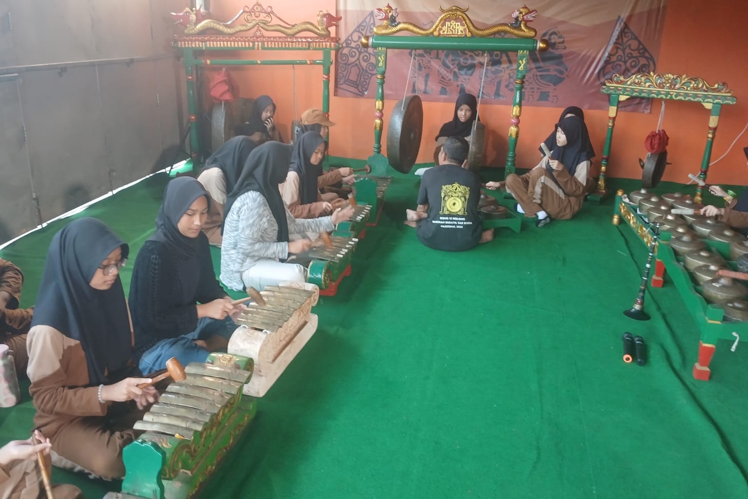 Sanggar Gong Si Bolong Depok
