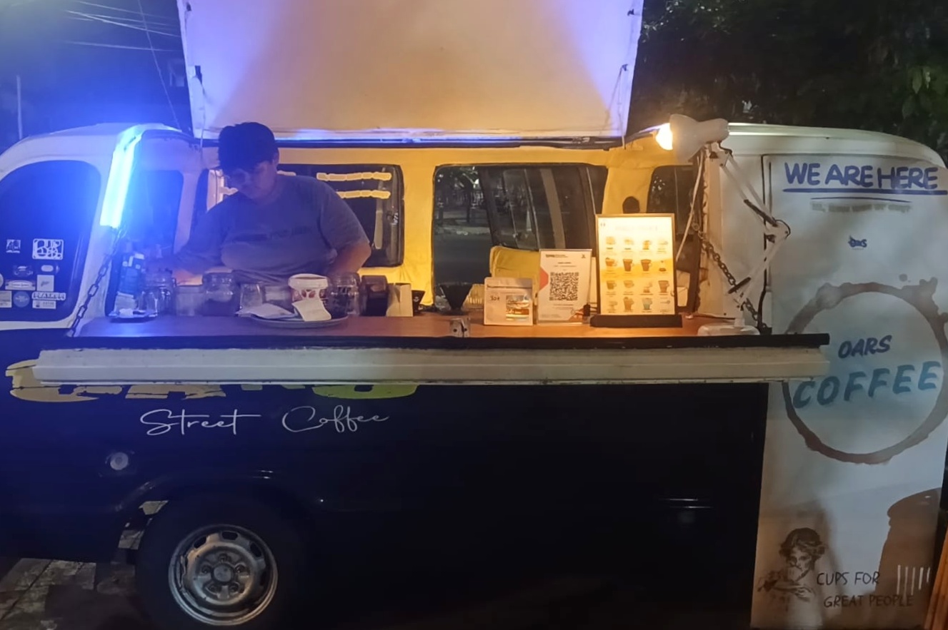 Oars Coffee Depok
