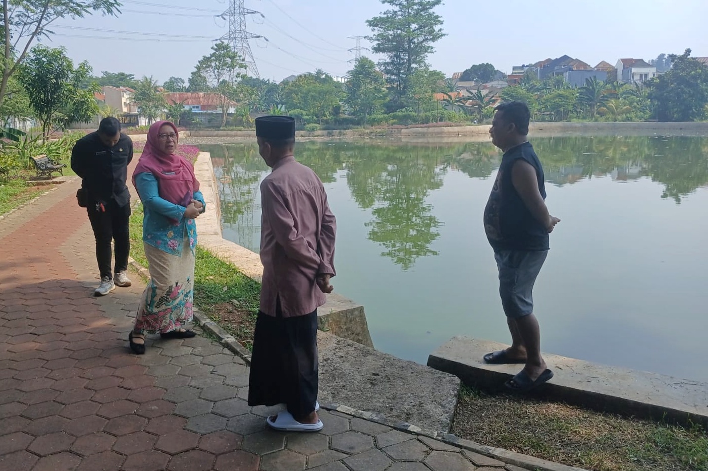 DLHK Kota Depok tinjau Situ Bahar